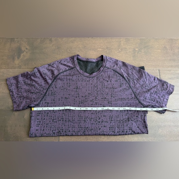 Lululemon Metal Vent Tech Short Sleeve Shirt 2.0-Cube Calibrate Purple Blossom - Picture 12 of 13